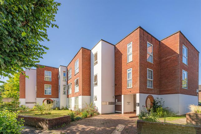 Image of 12 Sambrooke Court, 1A Abbey Road, Enfield, EN1 2QG