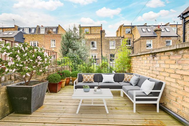 Terraced house for sale in Chesilton Road, Parsons Green