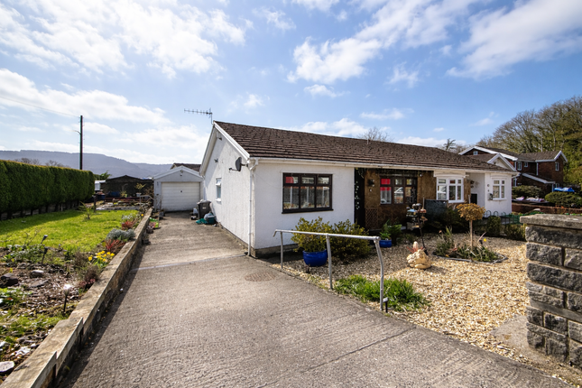 2-bed house on 1 Heath Close, Aberdare, £240,000