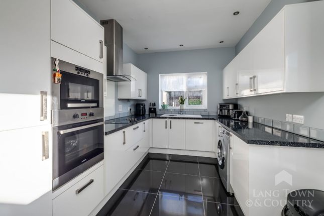 23, Cedarcroft Road, Plymouth photo 4
