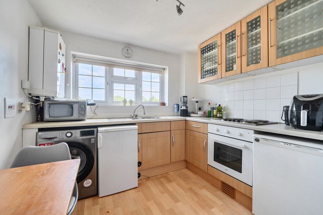 79, Arborfield Close, Berkshire photo 4