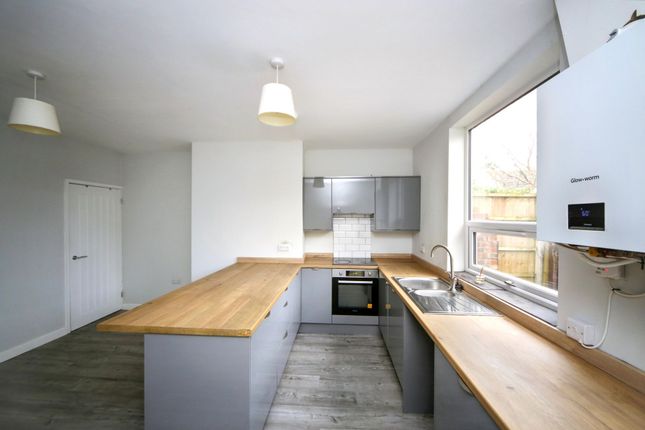 36 Wigan Road, Wigan photo 3