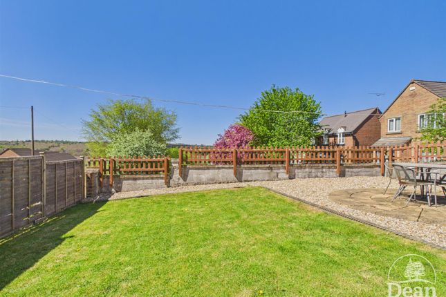 28, Somerset Road, Cinderford photo 4