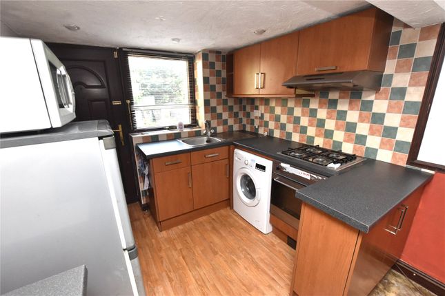 15, Myers Lane, West Yorkshire photo 2