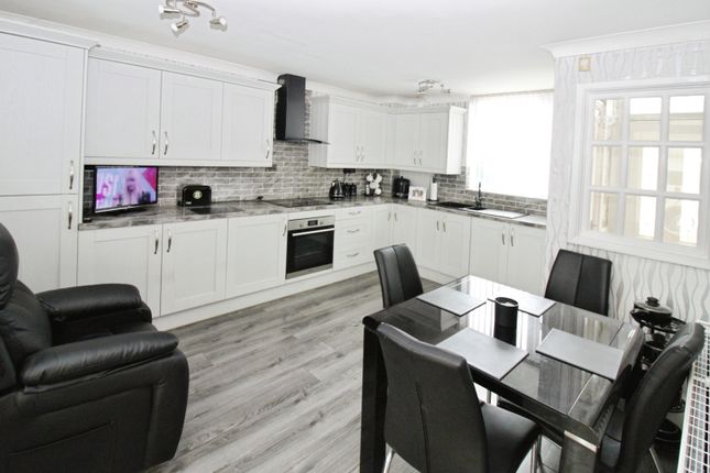 Coleford Grove, Hull photo 3