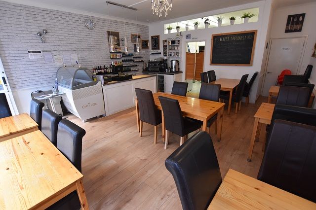 Thumbnail Restaurant/cafe for sale in Bishops Stortford, Hertfordshire