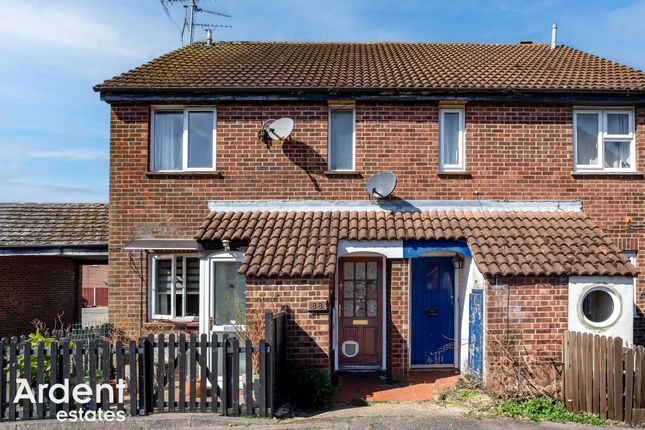 1-bed flat on 88 Wagtail Drive, Maldon, £155,000