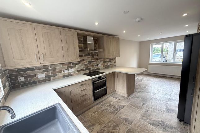 Masons Cottage, Rhiw San Pedr, Llanybydder photo 4