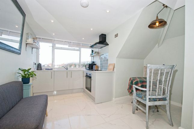 Flat for sale in Blundell Avenue, Porthcawl