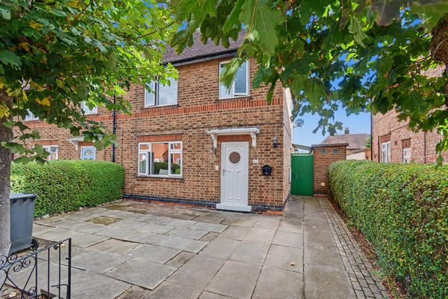 3-bed terraced on Grosvenor Avenue, Nottingham, £200,000