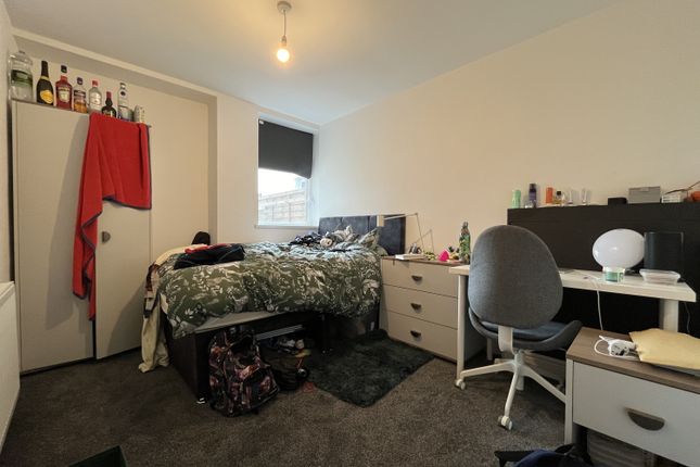 68, Dogfield Street, Cardiff photo 5