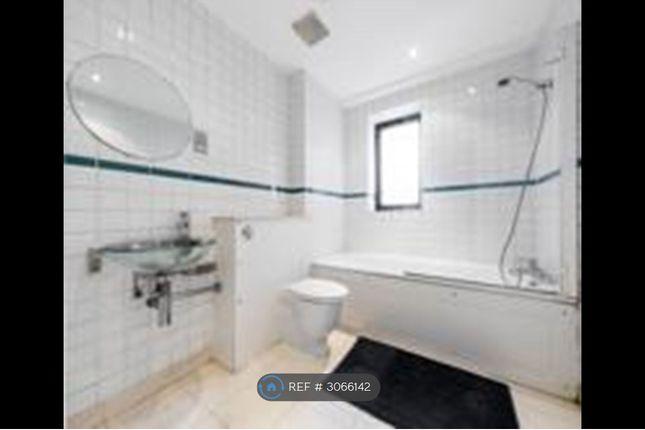 Flat, Hoxton Square, London photo 3