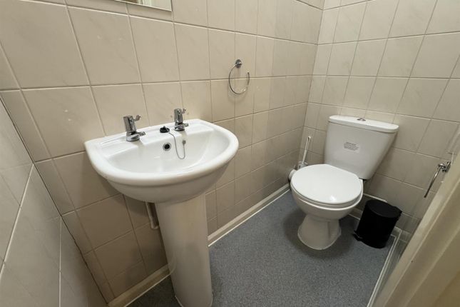 Thumbnail_Img_8987.Jpg