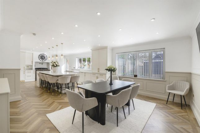 25, Castle Dene, Maidstone photo 2