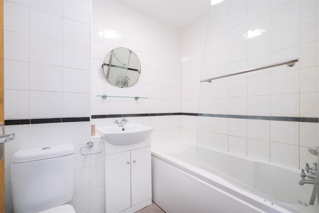 The Ridgeway, North Chingford photo 4