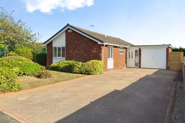3-bed house on 42, Highfield Road, Saxilby, £285,000