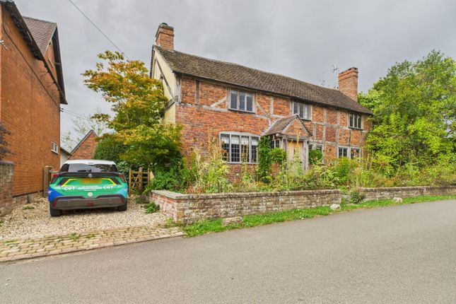 Cam01791G0-Pr0190-Still006