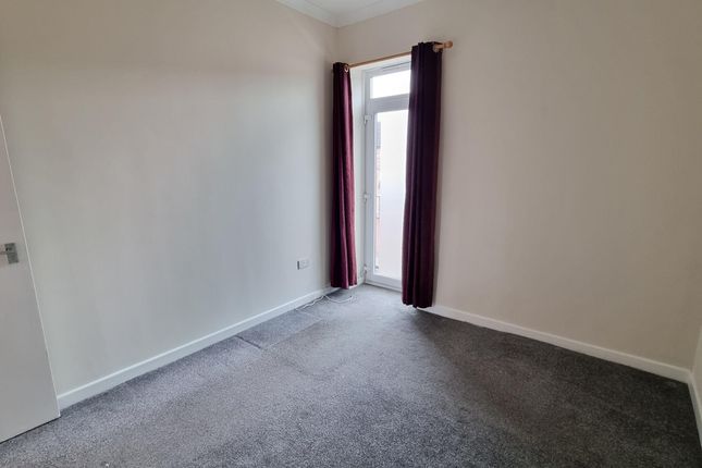 Flat to rent in Chapel Court, Park Street, Worcester