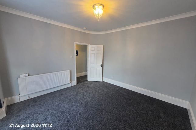 9 Davis Street, London photo 2