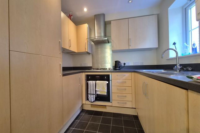 96, Hindmarch Crescent, Hedge End photo 4