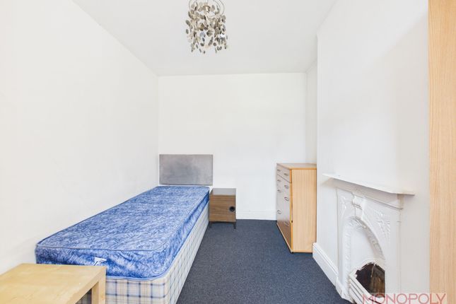 17 Norman Road, Wrexham photo 4