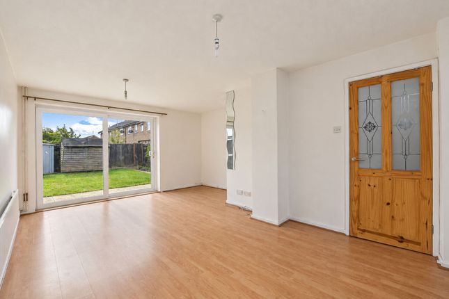 4, Hammond Close, Peterborough photo 3