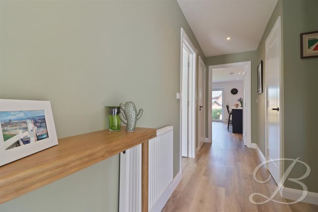 4, Aspen Way, Chesterfield photo 4
