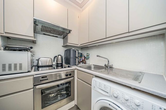 Flat 7, 299, Kings Road, London photo 3