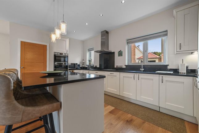 1, Tamarisk Close, Kirby-Le-Soken photo 4