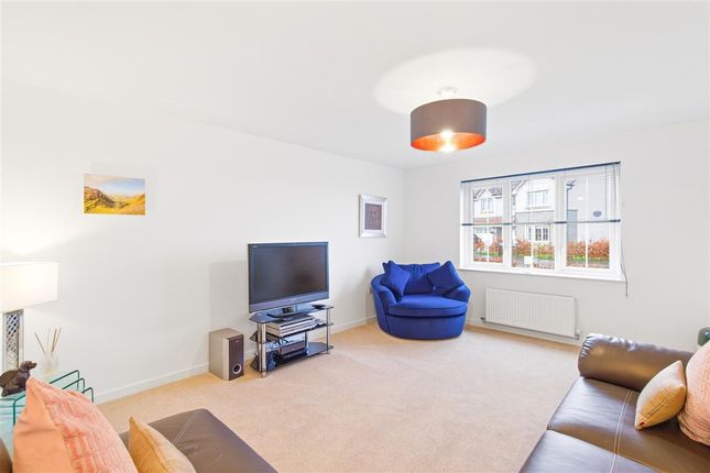 33, Torduff Walk, Livingston photo 4
