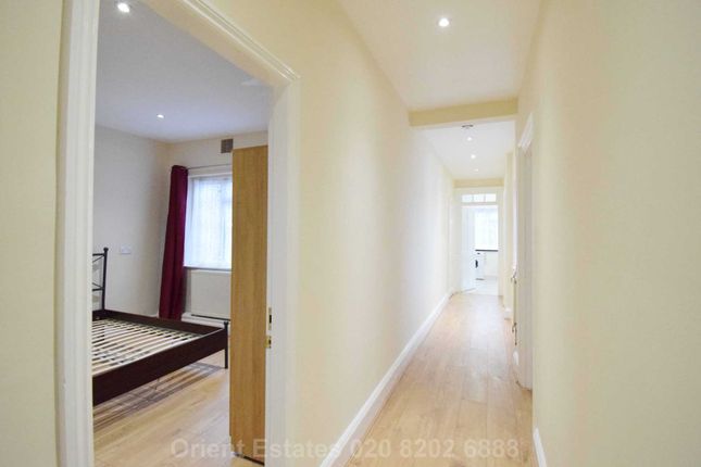 Flat for sale in Watford Way, Hendon Central