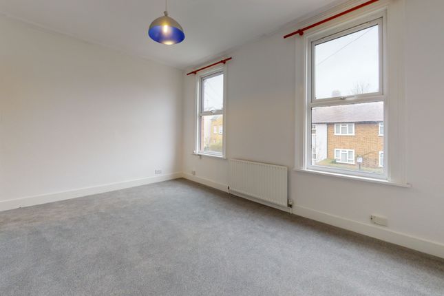 67a, Carlyle Road, Ealing photo 4