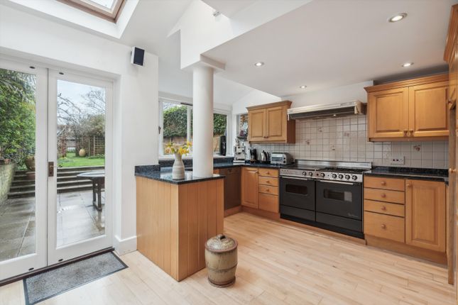 Terraced house for sale in Leckford Road, Oxford, Oxfordshire