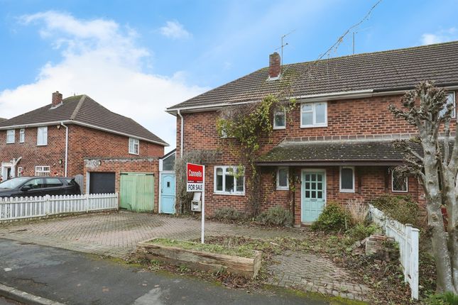 Thumbnail Semi-detached house for sale in Mountford Close, Wellesbourne, Warwick