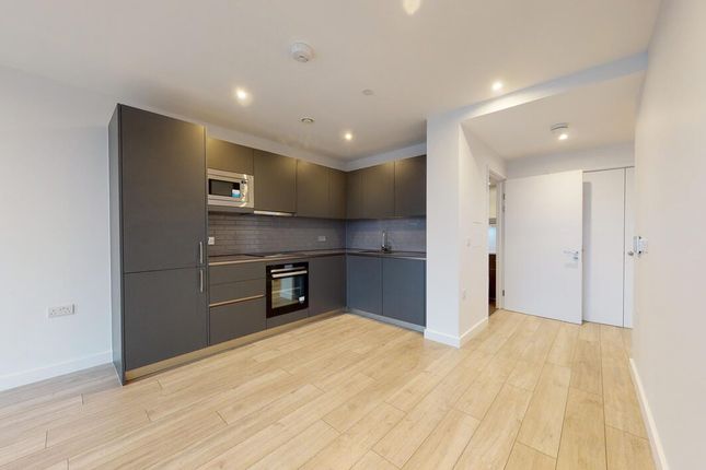 Thumbnail Flat to rent in 2, New Lion Way, London