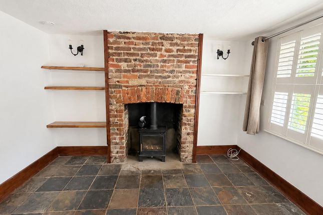 2 Brookside Cottages, Crowhurst, Battle photo 2