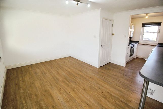 9, Pollys Yard, Buckinghamshire photo 2