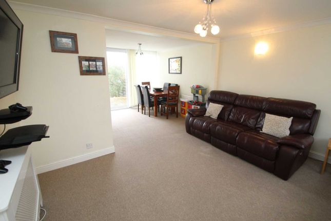 46, Livingstone Walk, Hemel Hempstead photo 4