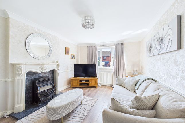 33, Avery Road, Haydock photo 3