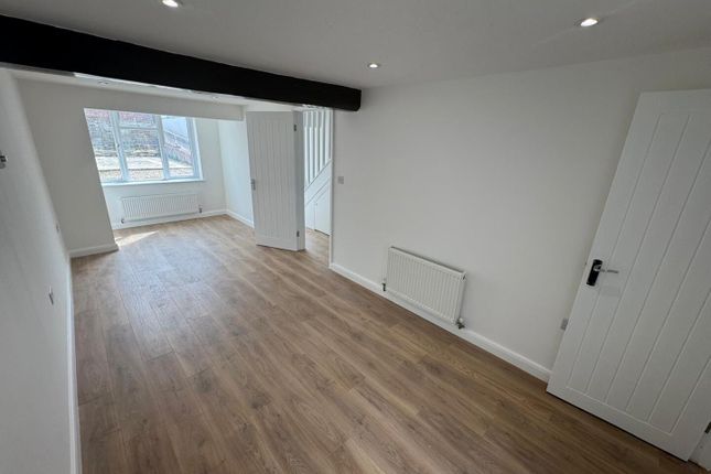 11, Broad Lane, Wilmington photo 3