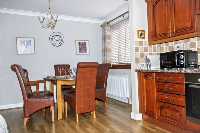 29, Dunmar Crescent, Alloa photo 4