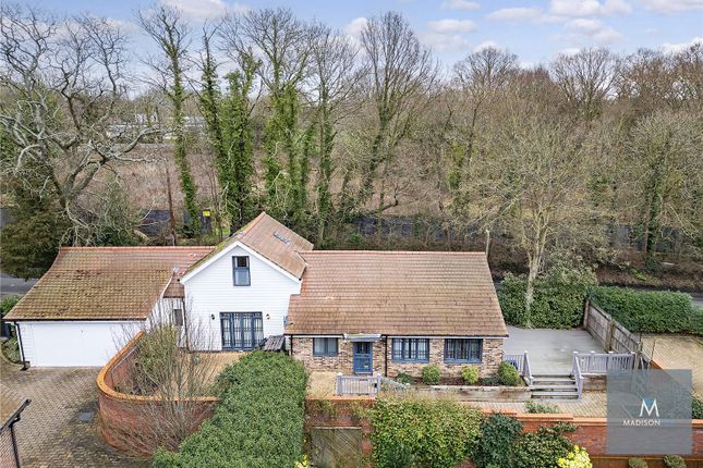 Thumbnail Bungalow for sale in 8 Lingmere Close, Chigwell, Essex