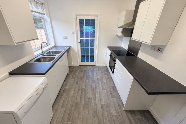 59 Oakley Road, Luton, Bedfordshire photo 4