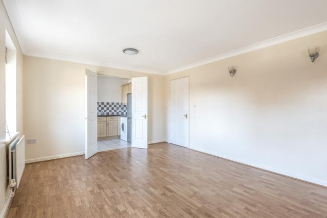 57, Kingsgate, Aylesbury photo 4