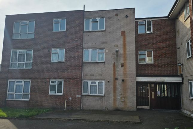 86, Ibscott Close, Dagenham photo 5