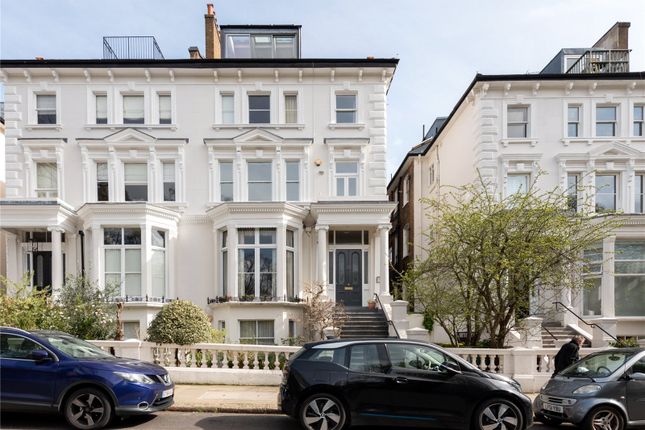 Thumbnail Flat for sale in Belsize Park Gardens, London