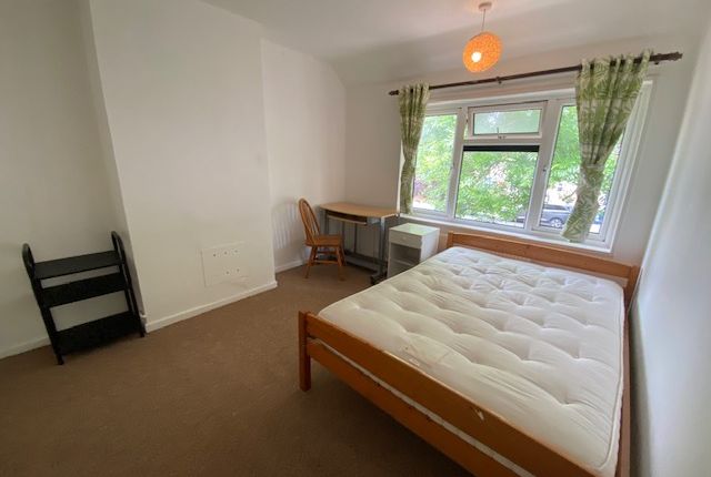 Room to rent in Peverel Road, Cambridge