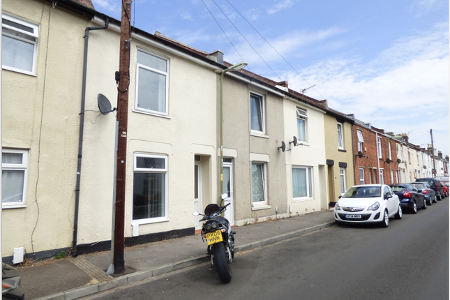 2 bed property for rent in Leesland Road, Gosport PO12