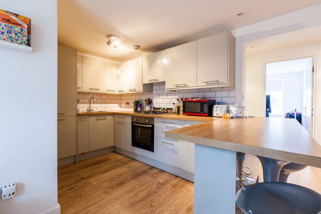Thumbnail Flat to rent in St Leonards Street, Bow, London