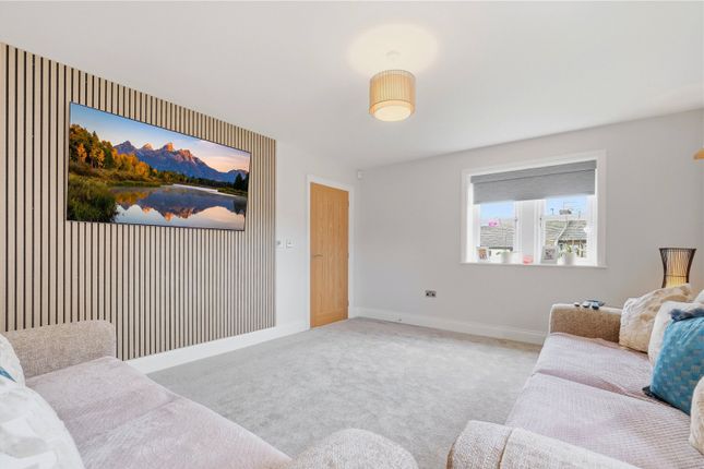 3, Chapel Grove, Colne photo 4